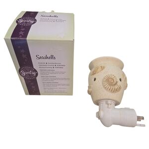 Scentsy Seashells Plug In Mini Wax Melt Warmer 15W Retired Beach Coastal Décor